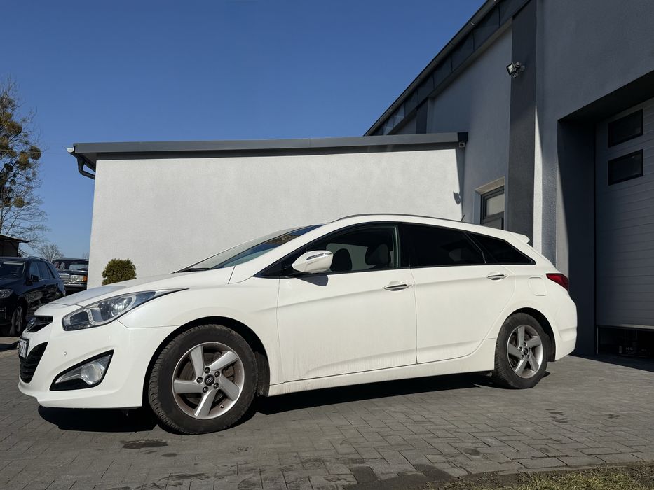 Hyundai i40 1.6 benzyna | 2012
