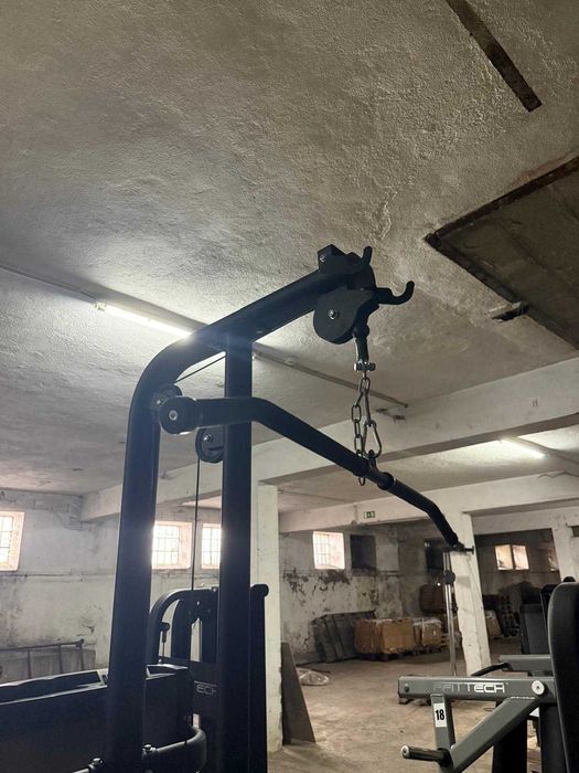 Lat pull down e low row441080635636459523