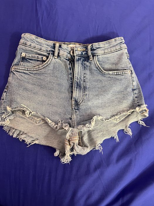 Продам шорти ZARA