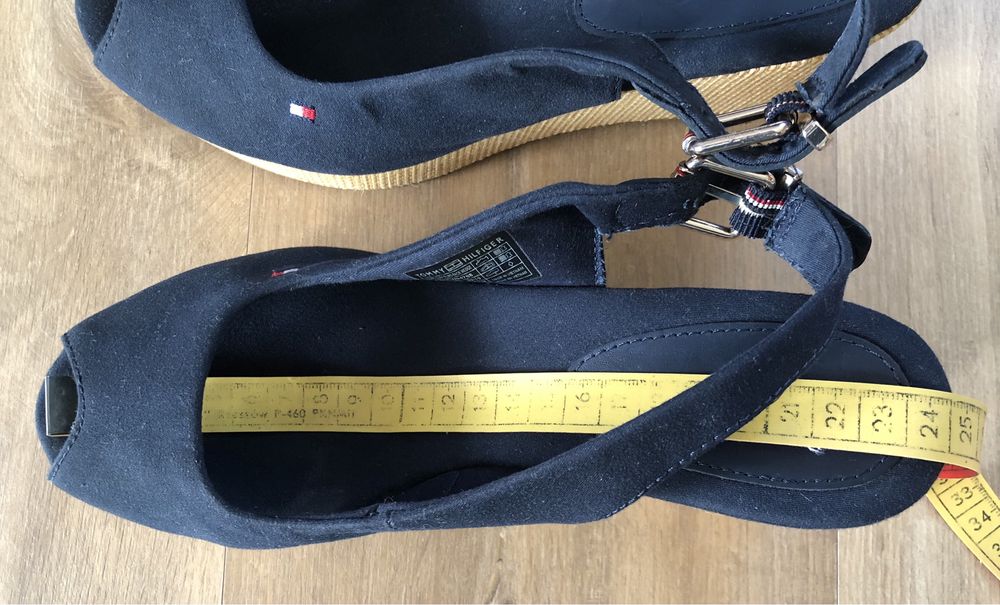 TOMMY HILFIGER R.37 sandały, koturn, super buty
