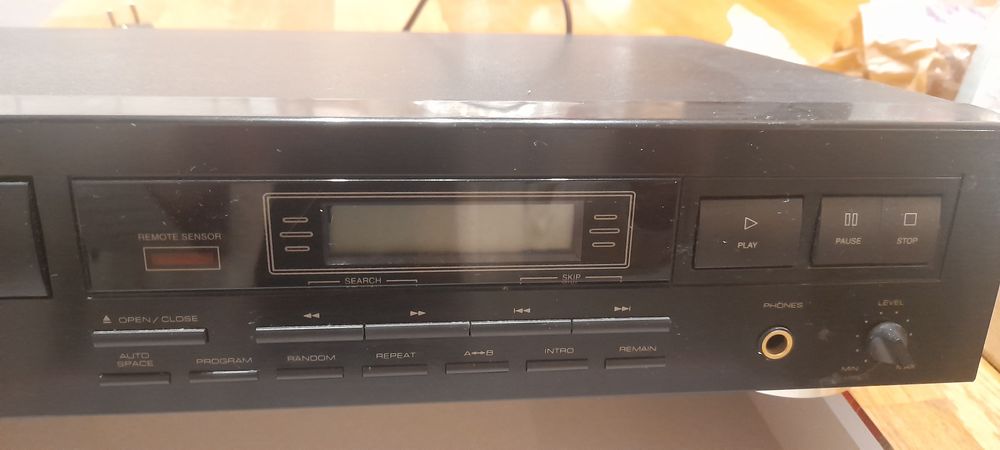 Odtwarzacz CD Optimus