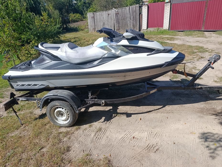 Гідроцикл BRP GTX LIMITED 300+ кінських сил