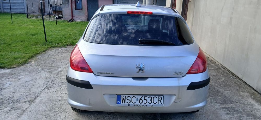 Peugeot 308 2009 rok