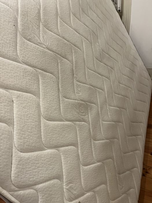 Colchao casal 200x140cm