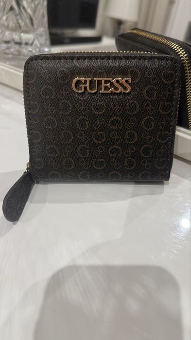 Carteira original da GUESS