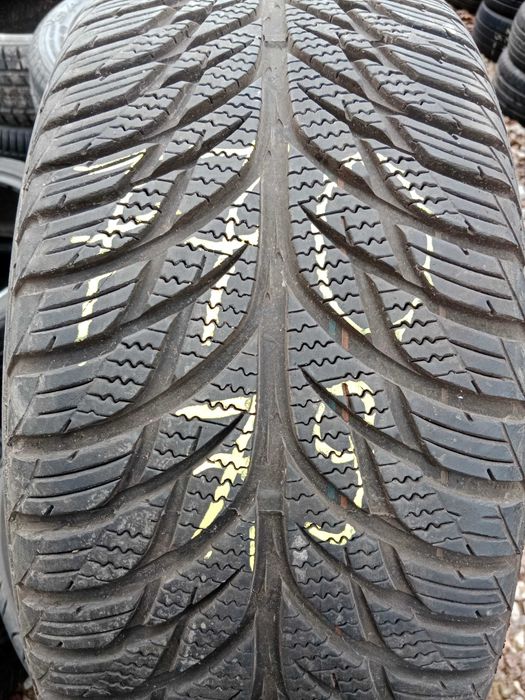 Opona używana 225/45R17 Uniroyal AllSeasonExpert 1szt.