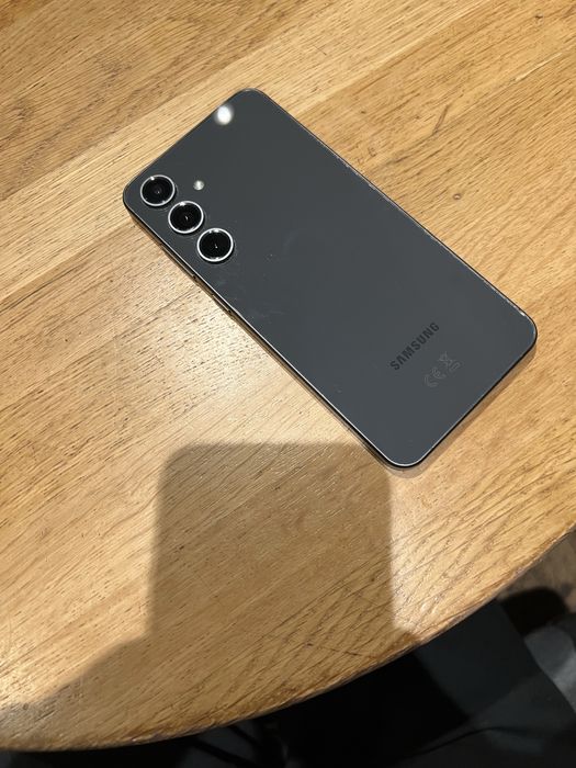 Samsung s24 fe 128Gb