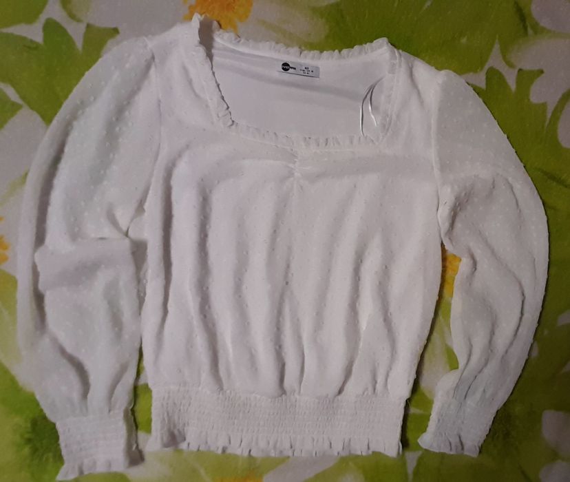 3 жіночі блузи  в дуже гарному стані з Німеччини.