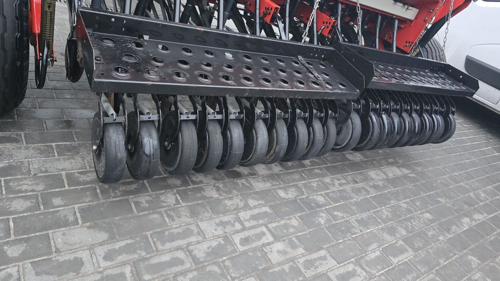 Сівалка зернова дискова 2,5м.Туме