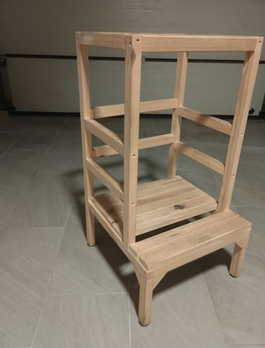 Pomocnik kuchenny, ambona dla dzieci