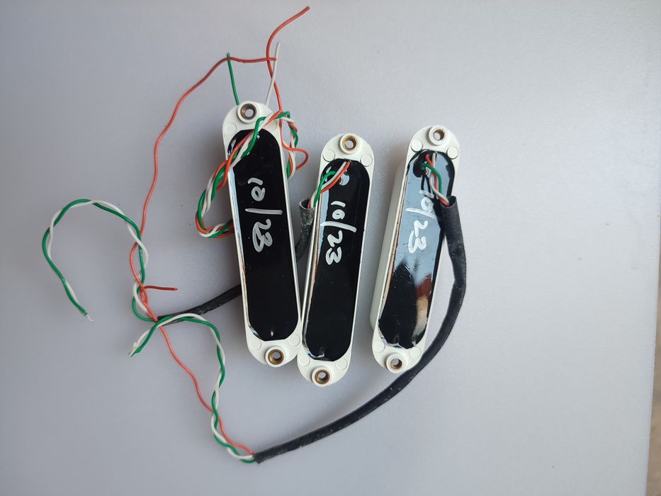 Lace Sensor Gold pickups