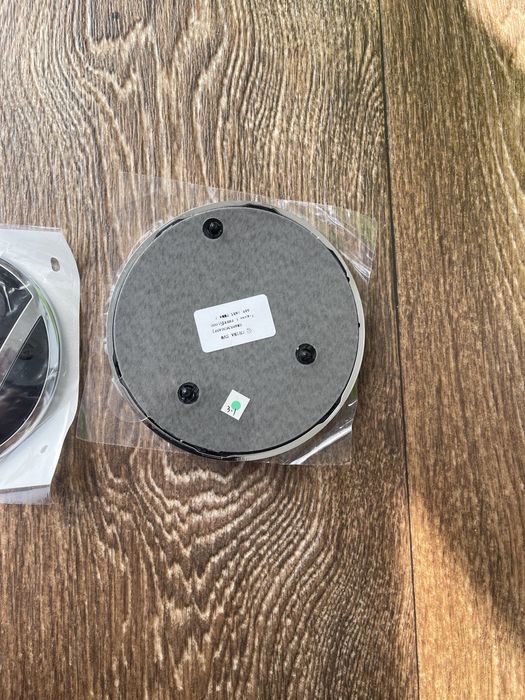 Эмблема нового образца Volkswagen VW Tiguan Golf Passat Jetta