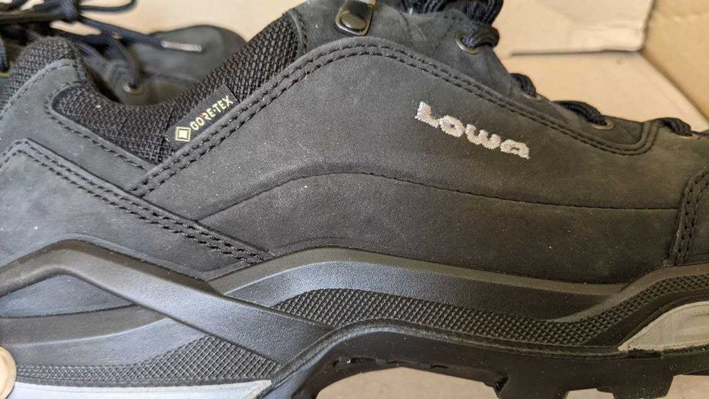 Оригінальні кросівки Lowa Renegade GTX з мембраною GORE-TEX, розмір 42