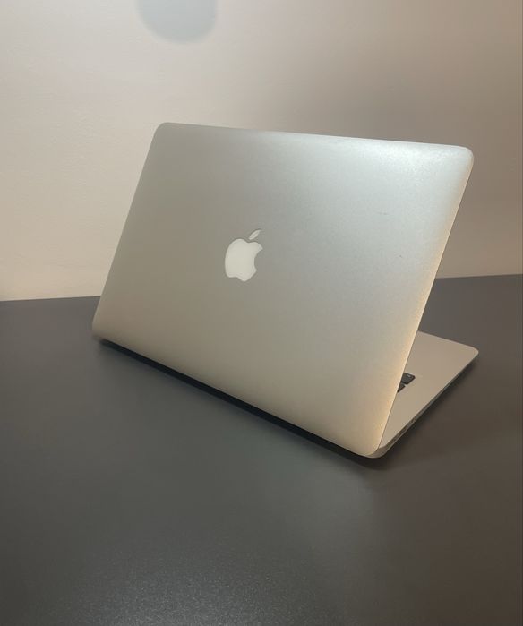 Macbook air 13” 2013