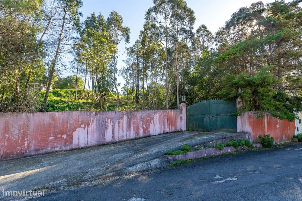 2 Lotes de terreno urbano, junto ao belas Clube de Campo