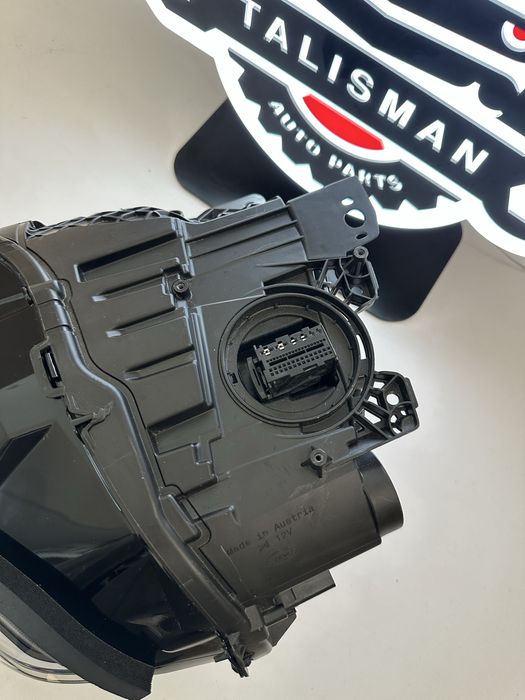 Porsche Taycan Matrix фара передня оптика в наявності 9JA941751C