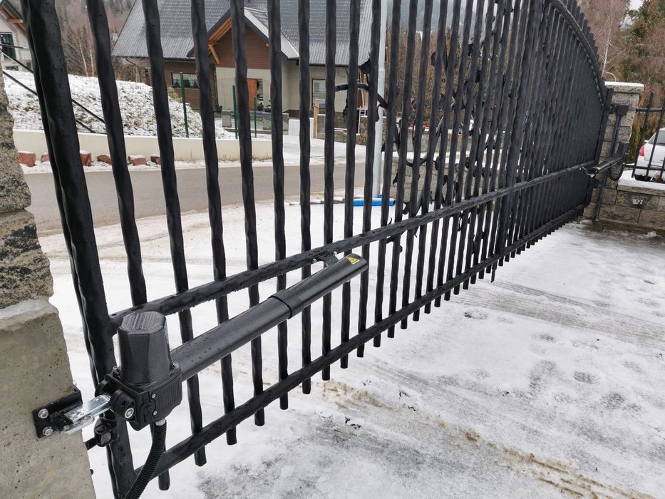 Napęd do bramy skrzydłowej wznoszonej MONTAŻ GRATIS