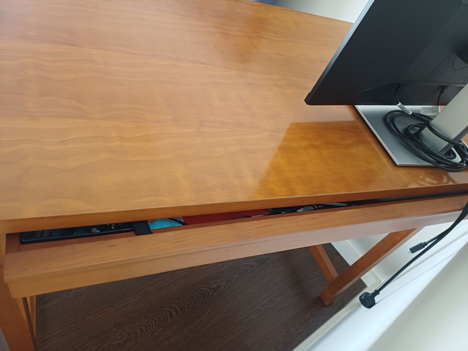 Secretaria em madeira (cerejeira)