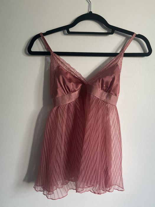 Koszulka bielizniana halka hunkemöller rozowa plisowna S 36 sexy