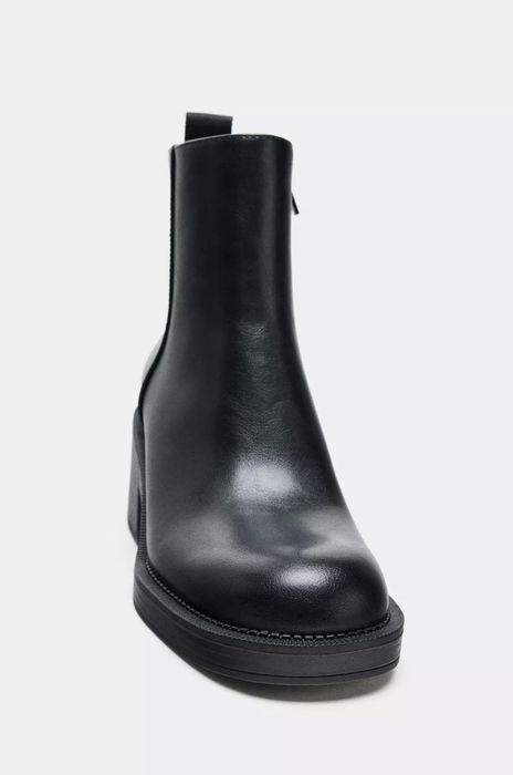 Botim Tacão em Bloco Zara