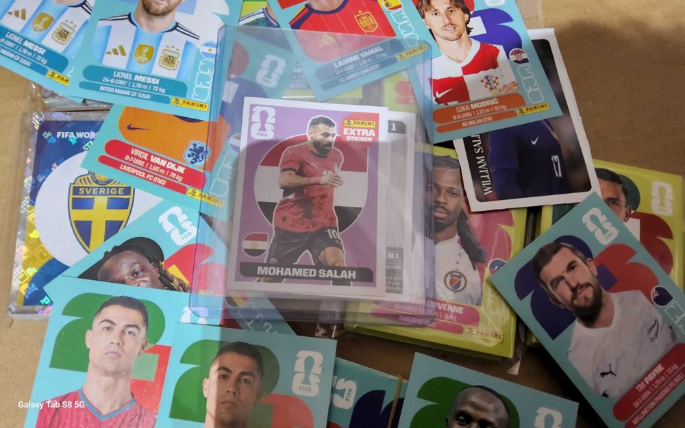 Vendo vários extra sticker panini 2026 originais