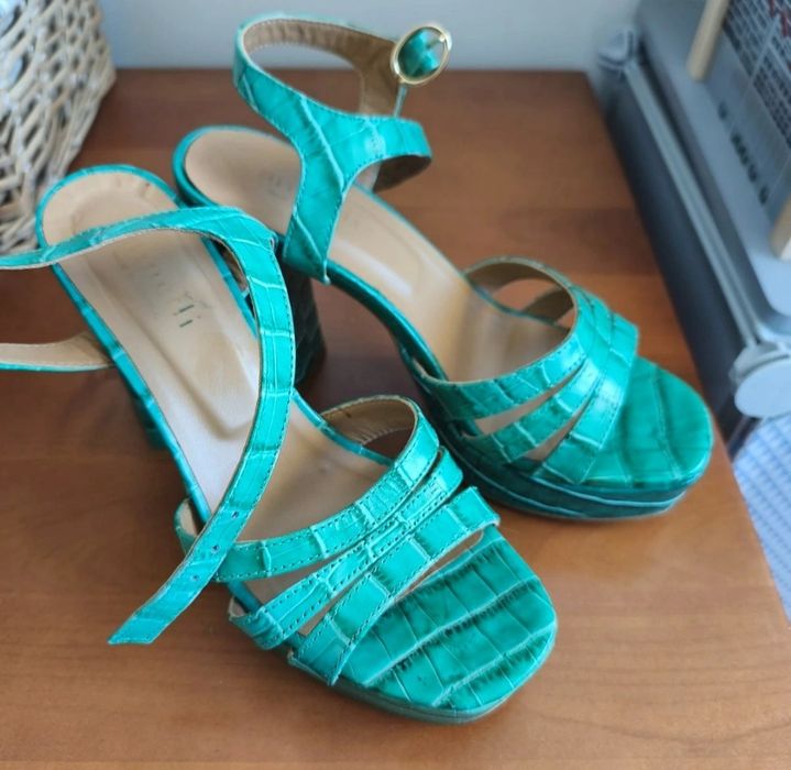 Sandalias mineli