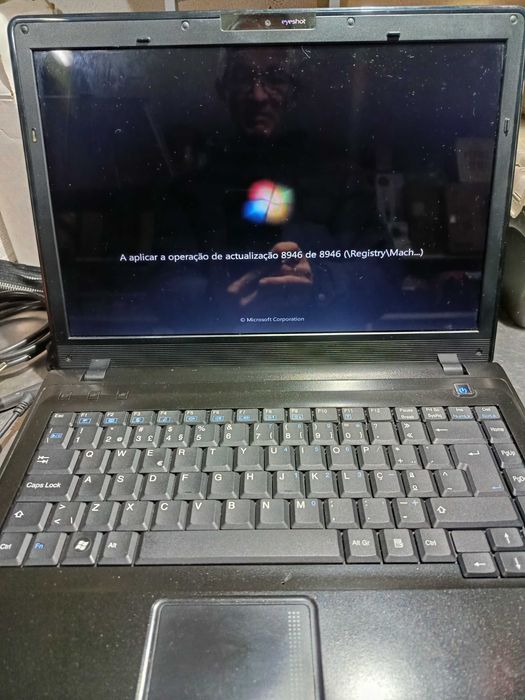 Computador Portátil Insys M74T