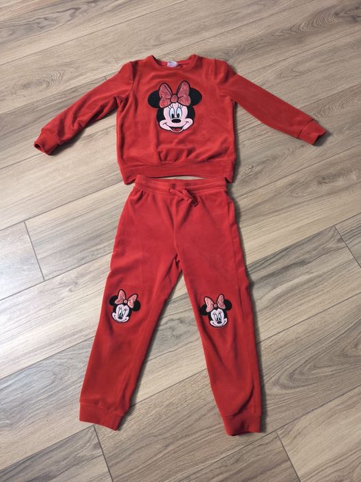 Dres welur czerwony Myszka Miki rozm. 116/122