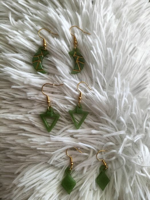 Zestaw kolczyków z żywicy epoksydowej