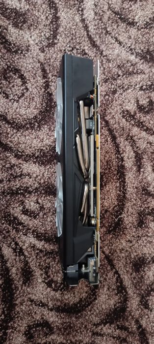 Відеокарта Saphire rx 580 4gb