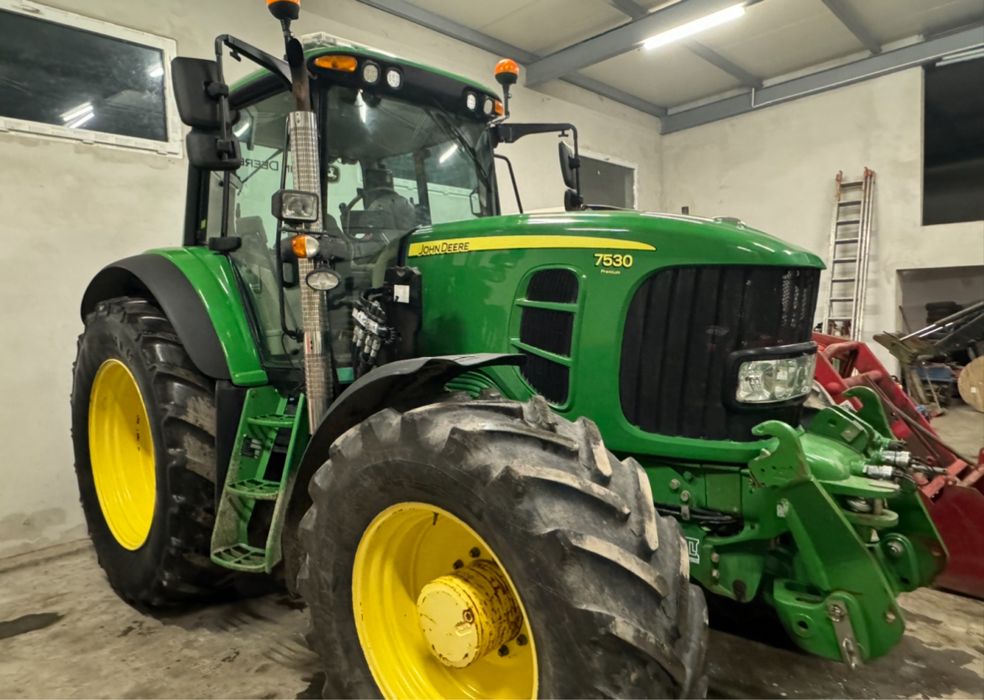 John Deere 7530 premium