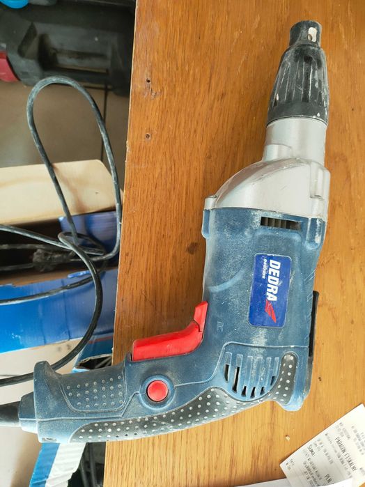 wkrętarka sieciowa Dedra o mocy 550W