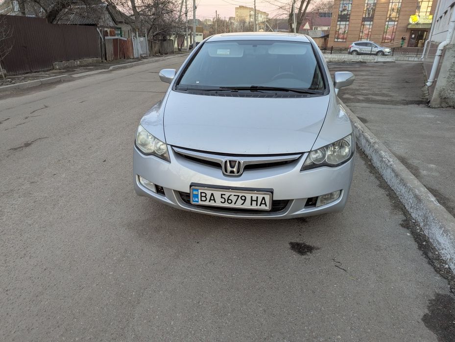 Honda civic 4d 8