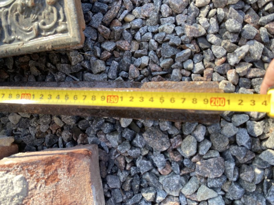 Рельса Австрія вузьуоколійна