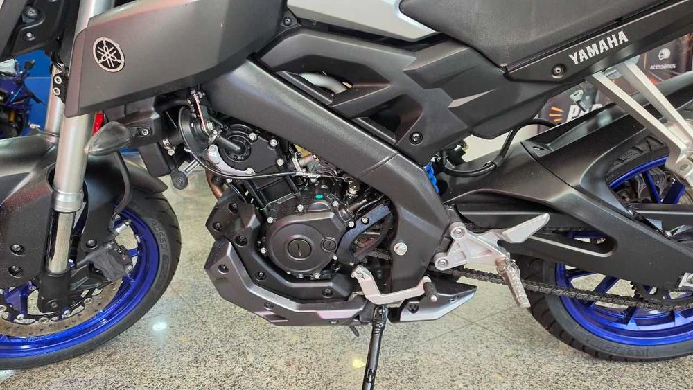 Yamaha MT-125 Revista e aprovada