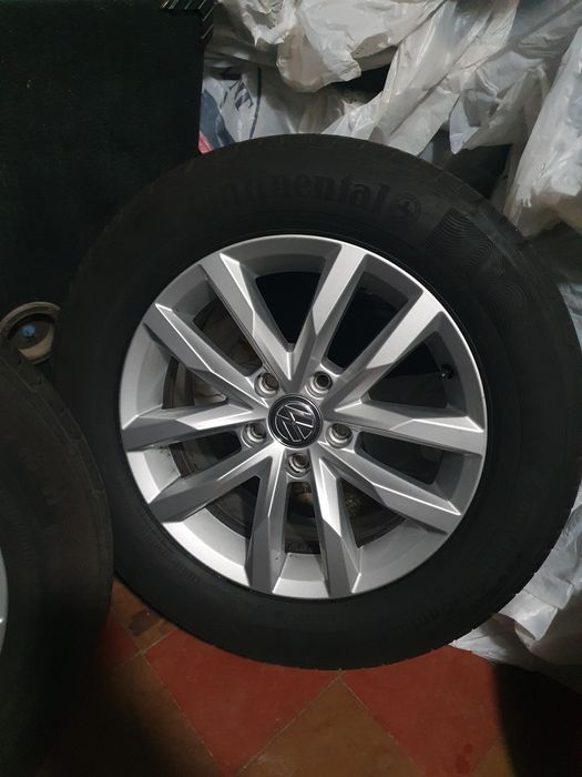 Комплект коліс пассат б8,215.60.16