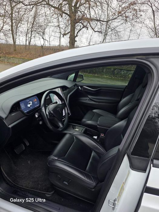 Продаж Tesla model X  100D