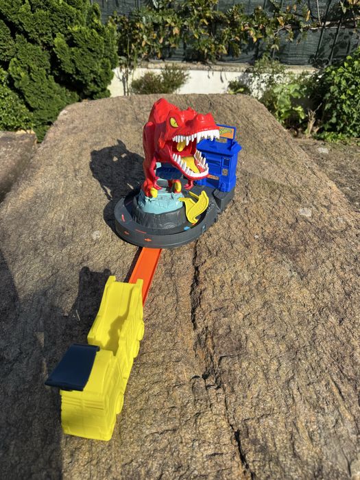 Hot Wheels T Rex
