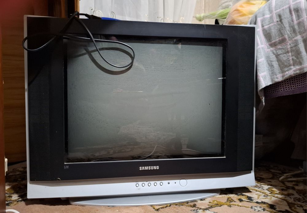 Продам телевізор