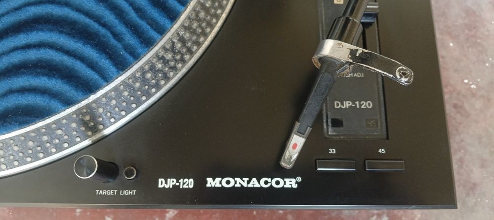 Gira-discos Monacor DJP-120