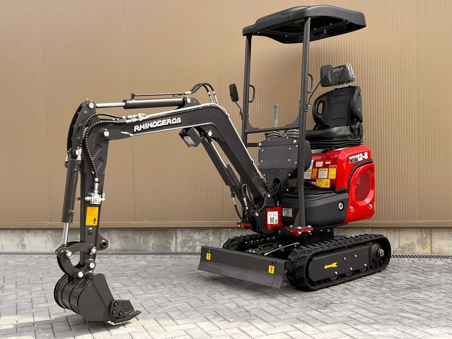 MINI GIRATORIA XN 12.8 RHINOCEROS 1000KGS Motor Kubota