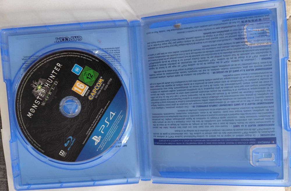 Jogo PS4 Monster Hunter World