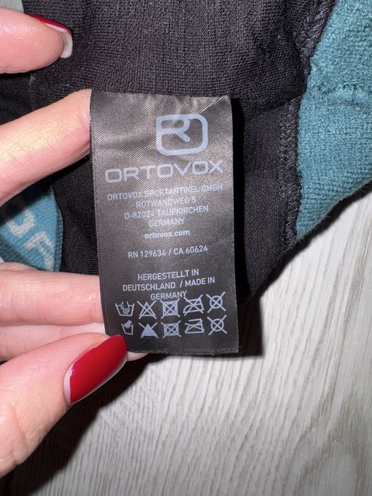 Шапка Ortovox вовна