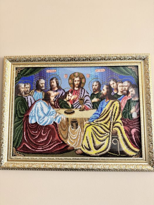 Картина виконана бісером