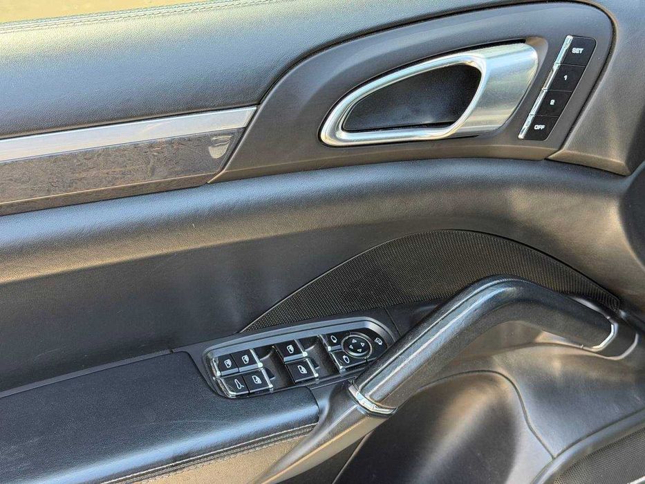Porsche Cayenne 2012 у кредит, розстрочку, на виплату.