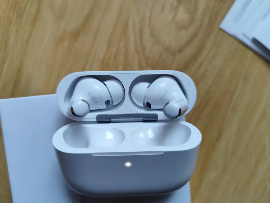 Airpods Pro  3 white
