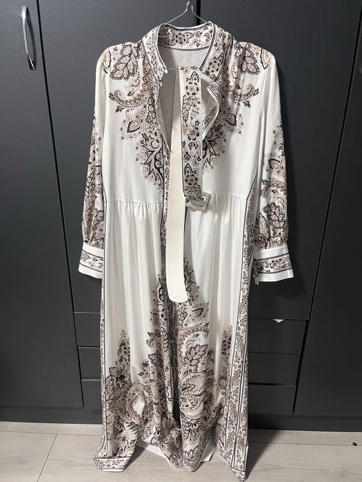 Продам сукню розмір с-м