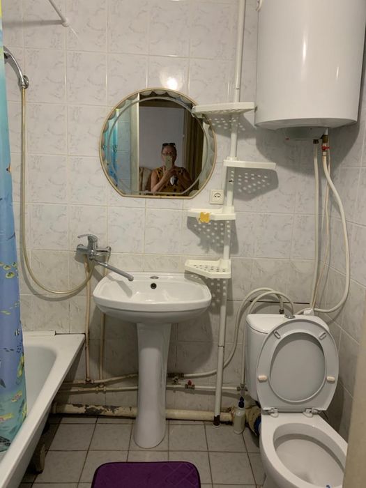 Сдам 1 комн квартиру Святослава Рихтора/ Приват банк