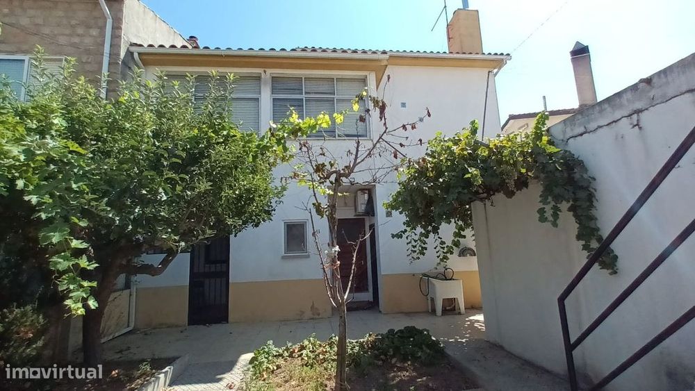 Moradia T7 para venda