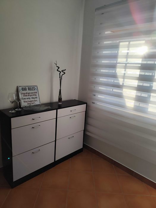 T3+1 duplex renovado em Santa Cruz, arrendamento temporario de Outubro de 2026 a Maio de 2027